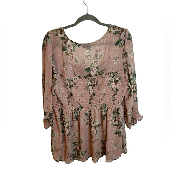 Nwt Torrid Floral Smocked Babydoll Blouse - Picture 2 of 4